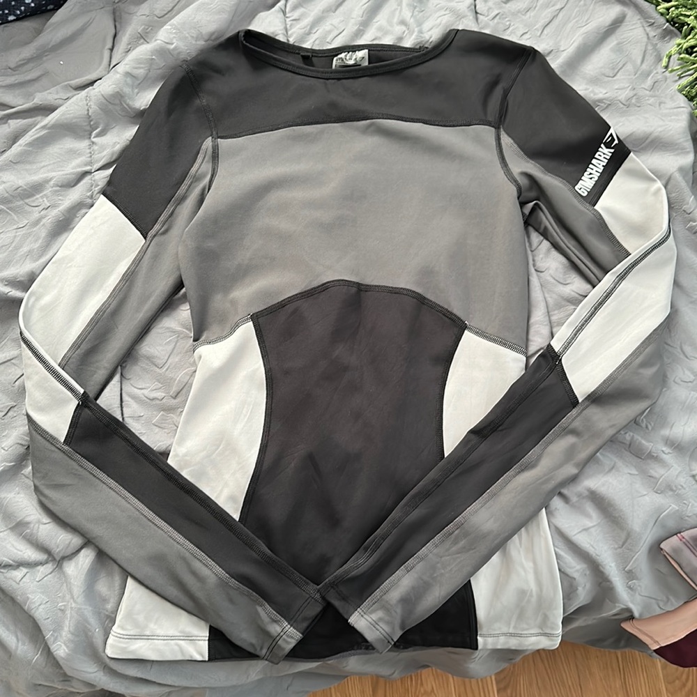 NWOT Gymshark Illusion Long Sleeve Top- Black/Charcoal/Light Grey